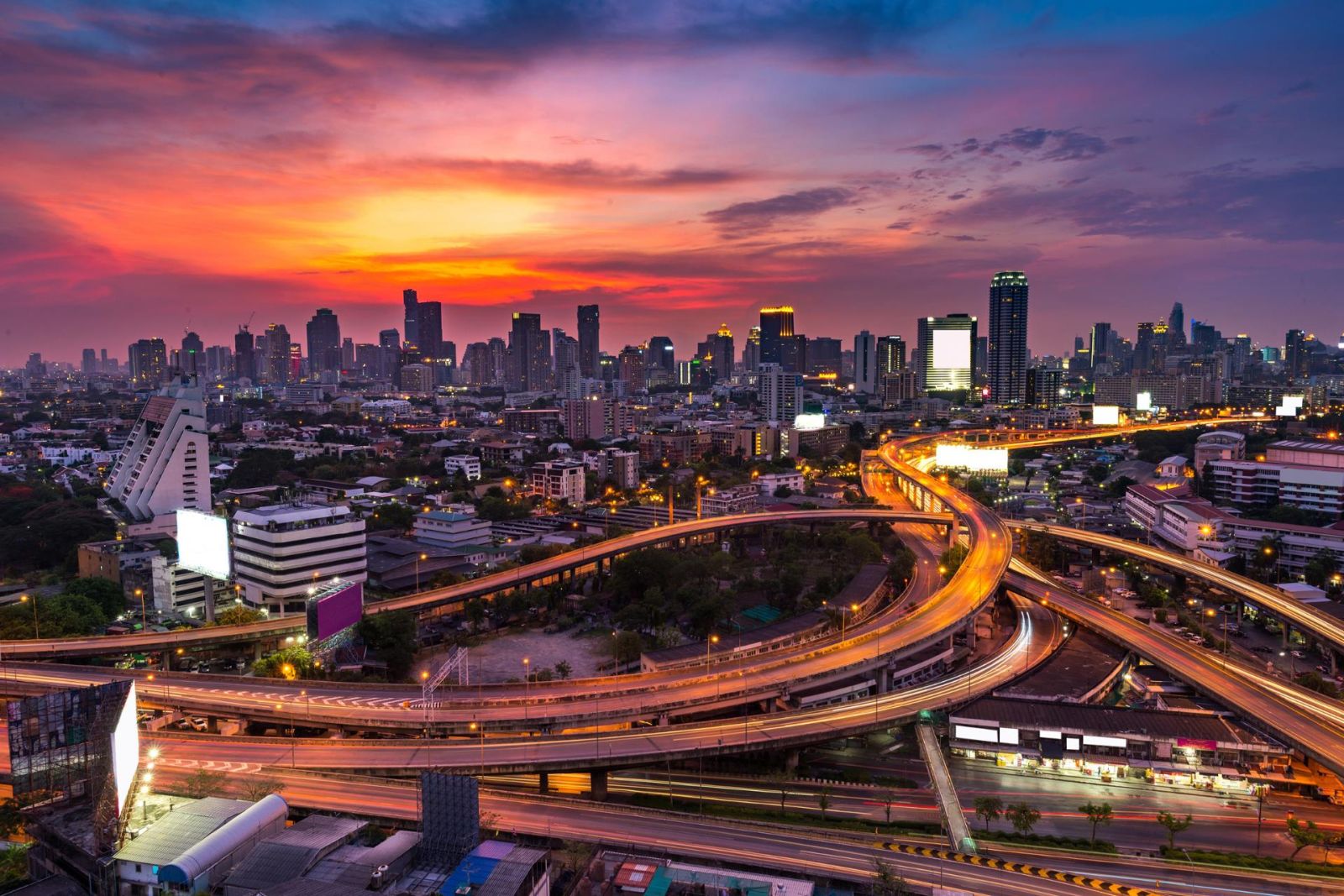 เช่าคอนโดย่านเพลินจิตใจกลางกรุงเทพ