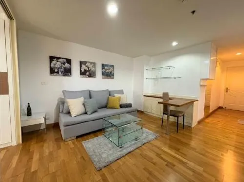 FOR RENT condo , Serene Place , high floor , BTS-Phrom Phong , Khlong Tan , Khlong Toei , Bangkok , CX-00098