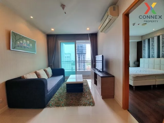 FOR RENT condo , Circle Condominium , high floor , MRT-Phetchaburi , Thanon Phetchaburi , Rat Thewi , Bangkok , CX-00137