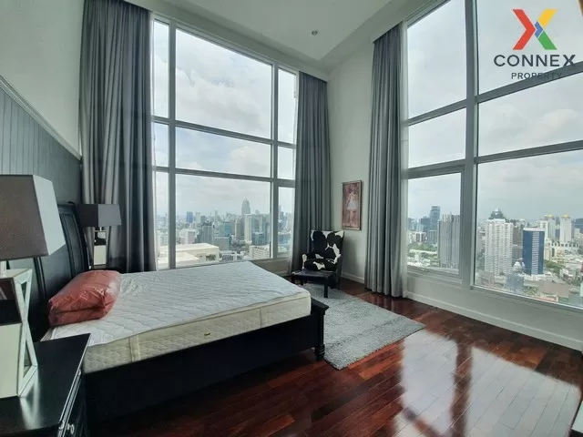 FOR RENT condo Circle Condominium , Duplex , nice view , high floor , MRT-Phetchaburi , Thanon Phetchaburi , Rat Thewi , Bangkok , CX-00139