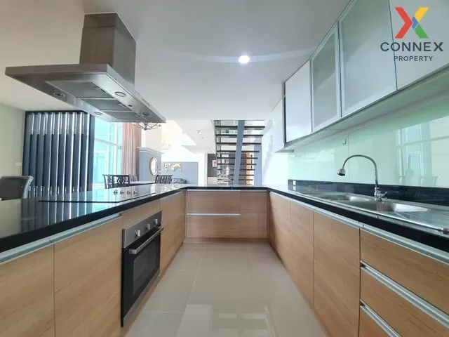 FOR RENT condo Circle Condominium , Duplex , nice view , high floor , MRT-Phetchaburi , Thanon Phetchaburi , Rat Thewi , Bangkok , CX-00139