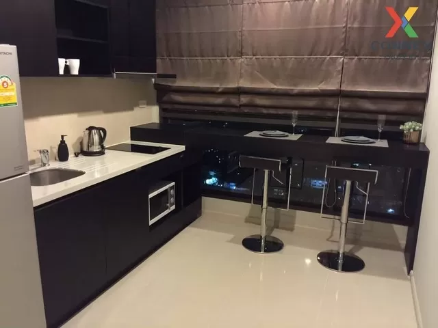 FOR RENT condo , RHYTHM Sukhumvit 44/1 , high floor , BTS-Phra Khanong , Phra Khanong , Khlong Toei , Bangkok , CX-00211