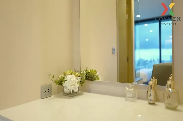 FOR RENT condo , The Esse Asoke , high floor , BTS-Asok , Khlong Toei Nuea , Watthana , Bangkok , CX-00225