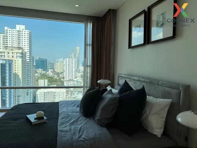 FOR RENT condo , Fullerton Sukhumvit , high floor , BTS-Ekkamai , Khlong Tan Nuea , Watthana , Bangkok , CX-00249