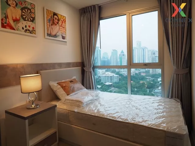 FOR RENT condo , RHYTHM Sathorn-Narathiwas , corner unit , BTS-Chong Nonsi , Thungmahamek , Sa Thon , Bangkok , CX-00265