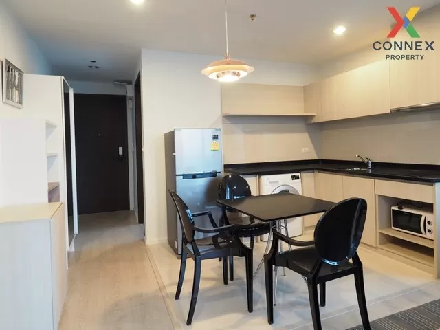 FOR RENT condo , RHYTHM Sathorn-Narathiwas , corner unit , BTS-Chong Nonsi , Thungmahamek , Sa Thon , Bangkok , CX-00265