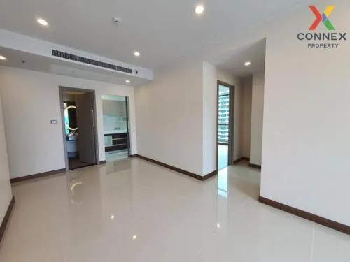 FOR RENT condo , Supalai Oriental Sukhumvit 39 , corner unit , MRT-Phetchaburi , Khlong Tan Nuea , Watthana , Bangkok , CX-00293