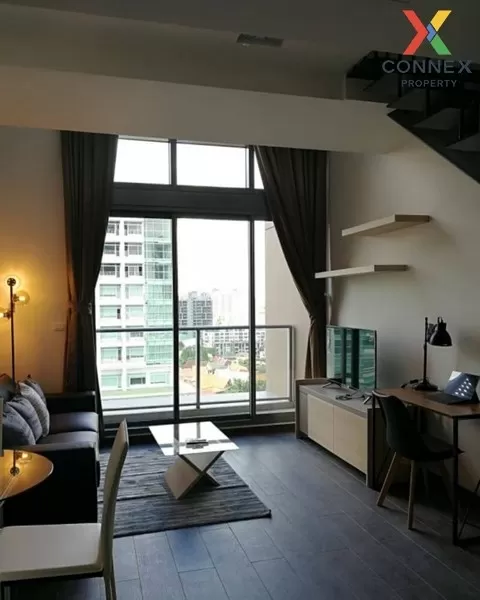 FOR RENT condo The Lofts Ekkamai , Duplex , nice view , BTS-Ekkamai , Phra Khanong Nuea , Watthana , Bangkok , CX-00336 1