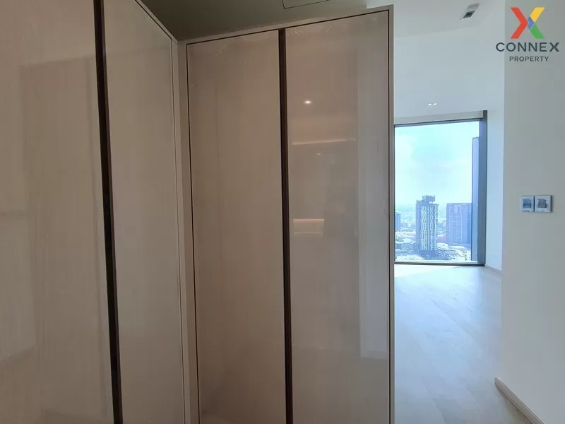 FOR SALE condo , The Strand Thonglor , high floor , BTS-Thong Lo , Khlong Toei Nuea , Watthana , Bangkok , CX-00364