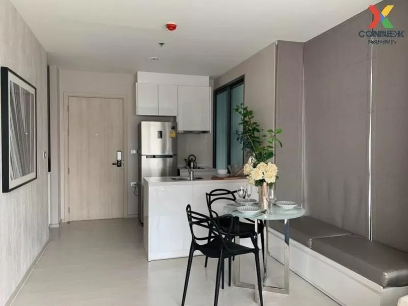 FOR RENT condo , RHYTHM Sukhumvit 42 , corner unit , BTS-Ekkamai , Phra Khanong , Khlong Toei , Bangkok , CX-00382