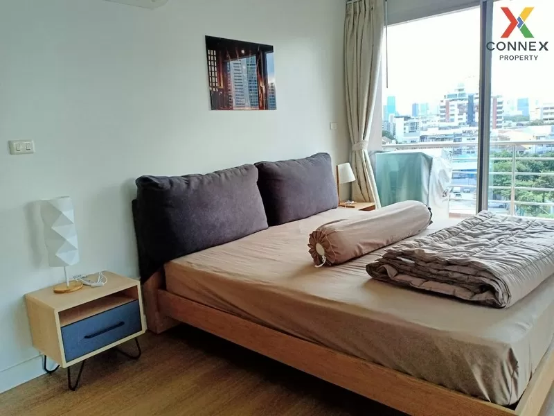 FOR RENT condo , Serene Place , high floor , BTS-Phrom Phong , Khlong Tan , Khlong Toei , Bangkok , CX-00531