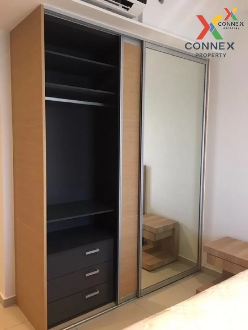 FOR RENT condo , The Lofts Ekkamai , Duplex , high floor , BTS-Ekkamai , Phra Khanong Nuea , Watthana , Bangkok , CX-00727