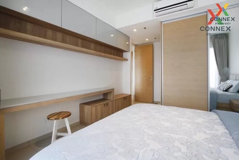 FOR RENT condo , The Lofts Ekkamai , Duplex , high floor , BTS-Ekkamai , Phra Khanong Nuea , Watthana , Bangkok , CX-00727