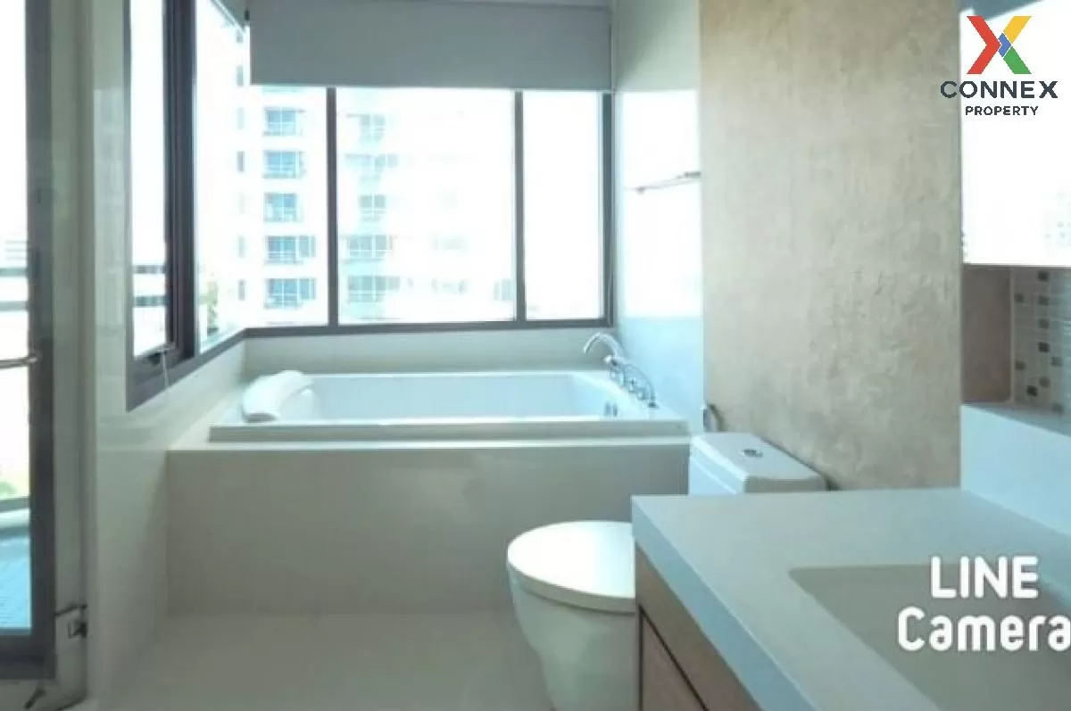 FOR RENT condo , Bright Sukhumvit 24 , Duplex , high floor , BTS-Phrom Phong , Khlong Tan , Khlong Toei , Bangkok , CX-00872