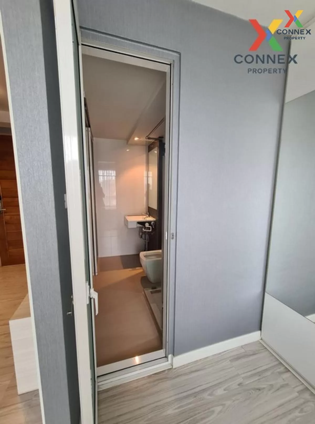 FOR SALE condo , C Style Condo , Duplex , high floor , MRT-Sutthisan , Sam Saen Nok , Huai Khwang , Bangkok , CX-00954