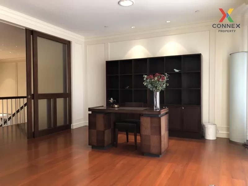 FOR RENT condo , Las Colinas , Duplex , high floor , MRT-Sukhumvit , Khlong Toei Nuea , Watthana , Bangkok , CX-00988