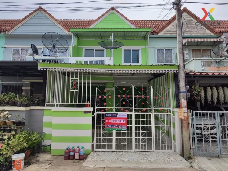 FOR SALE townhome , Baan Dan Thong Village , wide frontage ,  , Sam Khok , Pathum Thani , CX-01013 1