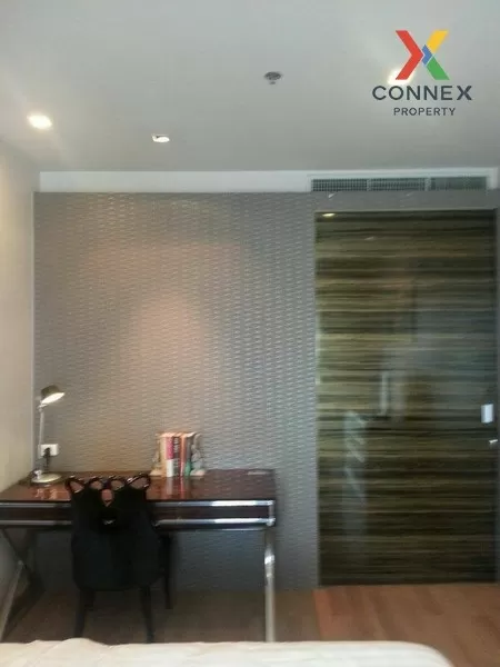 FOR RENT condo , Noble Refine Sukhumvit 26 , Duplex , high floor , BTS-Phrom Phong , Khlong Tan , Khlong Toei , Bangkok , CX-01030