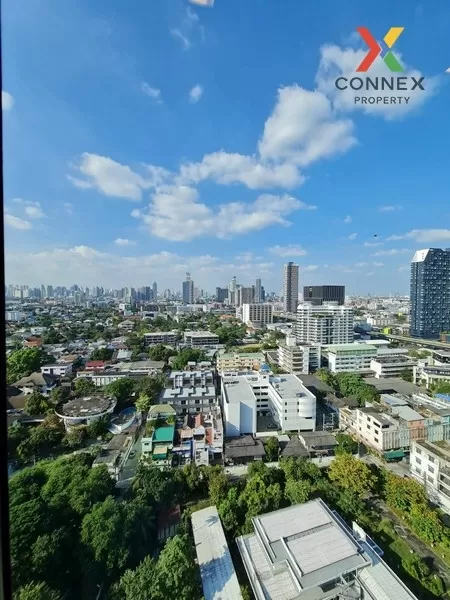 FOR RENT condo , Life Sukhumvit 62 , Duplex , high floor , BTS-Punnawithi , Bang Chak , Phra Khanong , Bangkok , CX-01246