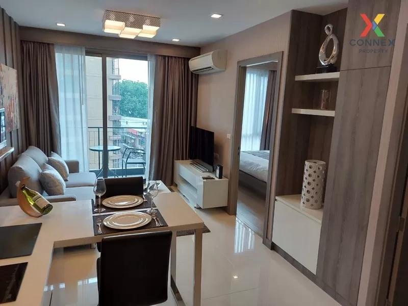 FOR RENT condo , Trapezo Sukhumvit 16 , Duplex , nice view , MRT-Queen Sirikit National Convention , Khlong Toei Nuea , Khlong Toei , Bangkok , CX-01250