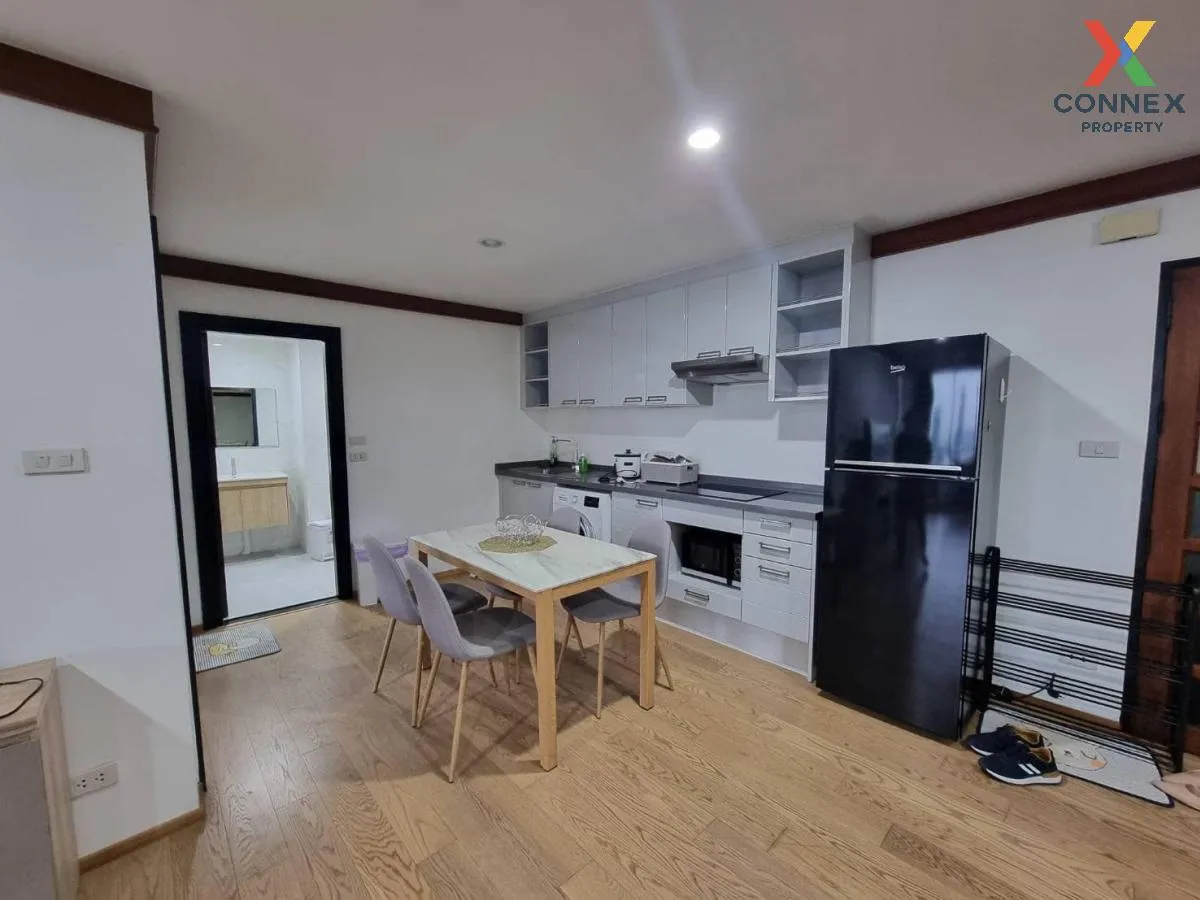 FOR RENT condo Supalai Place Sukhumvit 39 , BTS-Phrom Phong , Khl