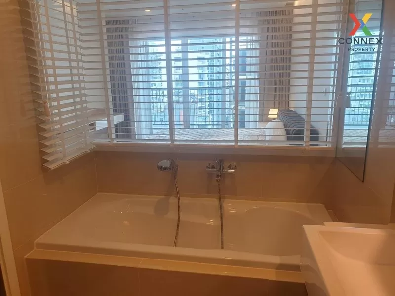 FOR RENT condo , 15 Sukhumvit Residence , Duplex , nice view , BTS-Nana , Khlong Toei Nuea , Watthana , Bangkok , CX-01443