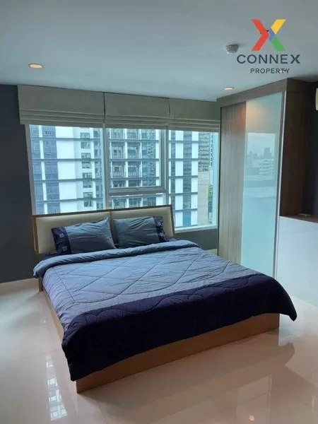 FOR RENT condo , Sukhumvit Living Town , Duplex , nice view , MRT-Phetchaburi , Khlong Toei Nuea , Watthana , Bangkok , CX-01816