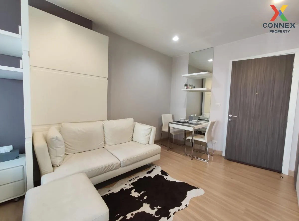 FOR RENT condo , Urbano Absolute Sathorn - Taksin , Duplex , high floor , BTS-Krung Thon Buri , Khlong Ton Sai , Khlong San , Bangkok , CX-01859 1