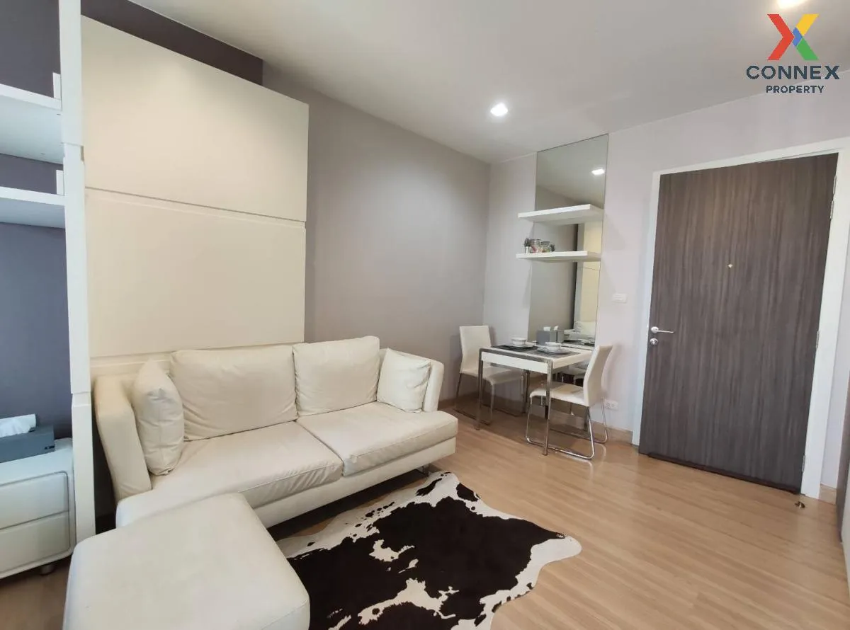 FOR RENT condo , Urbano Absolute Sathorn - Taksin , Duplex , high floor , BTS-Krung Thon Buri , Khlong Ton Sai , Khlong San , Bangkok , CX-01859 2