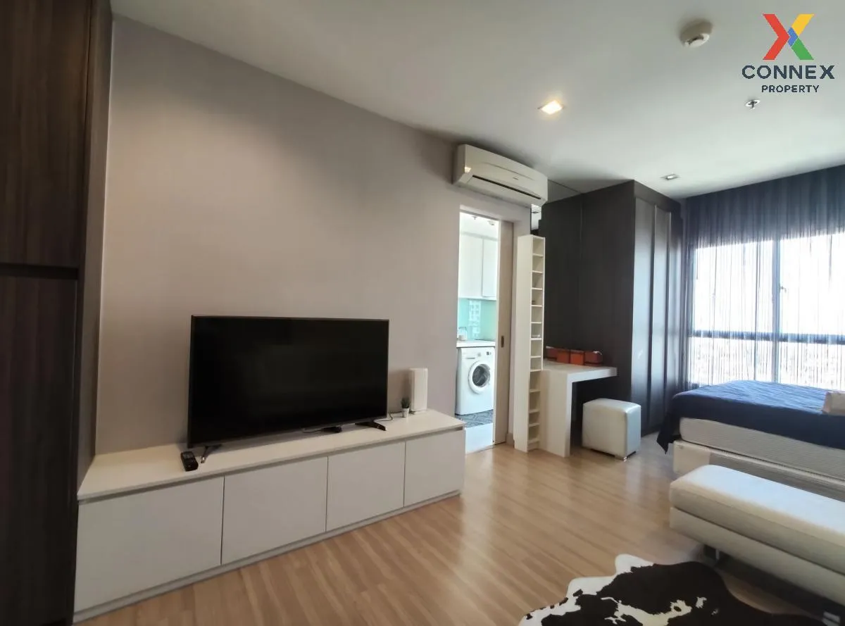 FOR RENT condo , Urbano Absolute Sathorn - Taksin , Duplex , high floor , BTS-Krung Thon Buri , Khlong Ton Sai , Khlong San , Bangkok , CX-01859 2