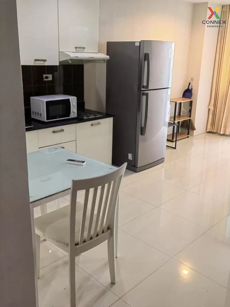 FOR RENT condo , Sukhumvit Living Town , Duplex , wide frontage , MRT-Phetchaburi , Khlong Toei Nuea , Watthana , Bangkok , CX-02109