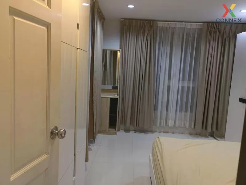 FOR RENT condo , Sukhumvit Living Town , Duplex , wide frontage , MRT-Phetchaburi , Khlong Toei Nuea , Watthana , Bangkok , CX-02109