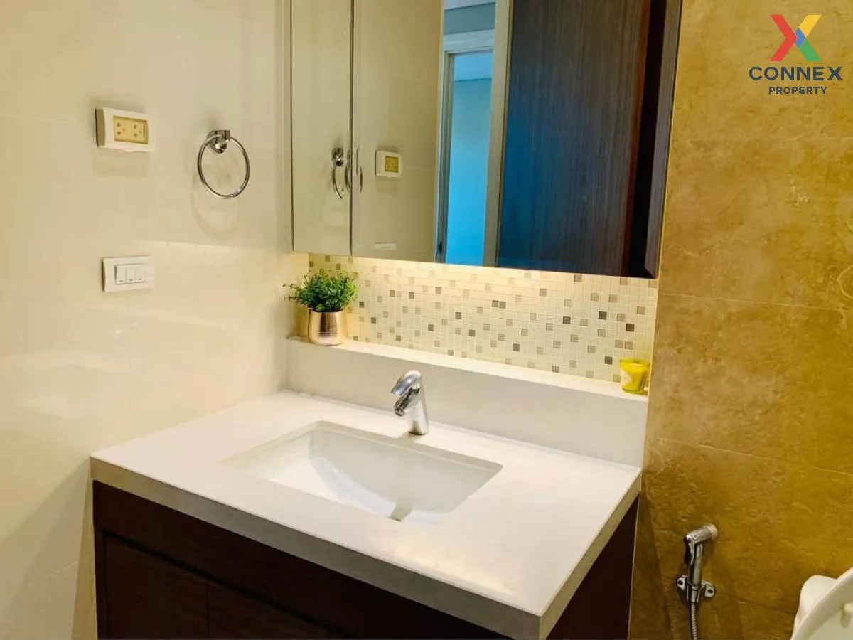 FOR RENT condo , Bright Sukhumvit 24 , Duplex , wide frontage , B