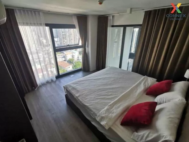 FOR RENT condo , The Lofts Silom , Duplex , wide frontage , BTS-Surasak , Silom , Bang Rak , Bangkok , CX-02287