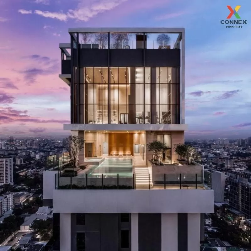 FOR RENT condo , Maru Ekamai 2 , Duplex , wide frontage , BTS-Ekkamai , Phra Khanong Nuea , Watthana , Bangkok , CX-02290