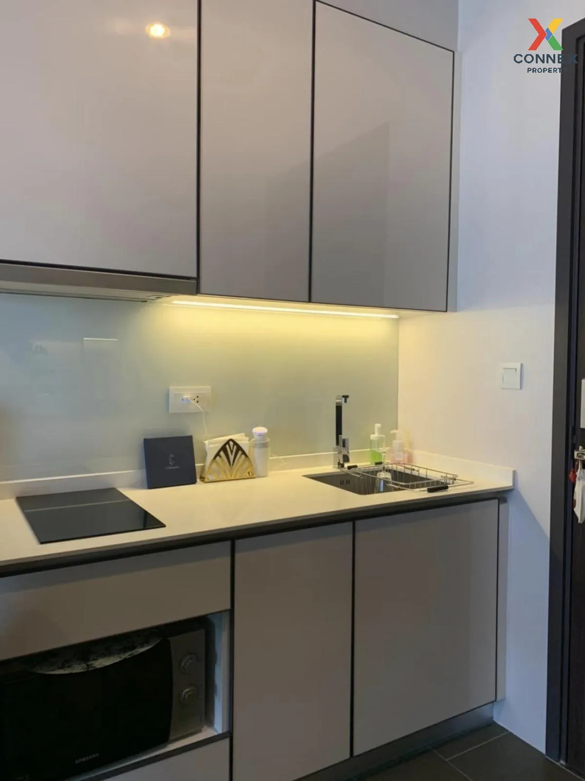 FOR RENT condo , C Ekkamai , Duplex , wide frontage , BTS-Ekkamai , Khlong Tan Nuea , Watthana , Bangkok , CX-02299 4