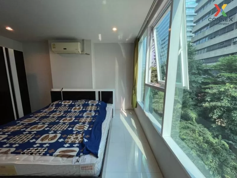 FOR RENT condo , Sukhumvit Living Town , Duplex , wide frontage , MRT-Phetchaburi , Khlong Toei Nuea , Watthana , Bangkok , CX-02313