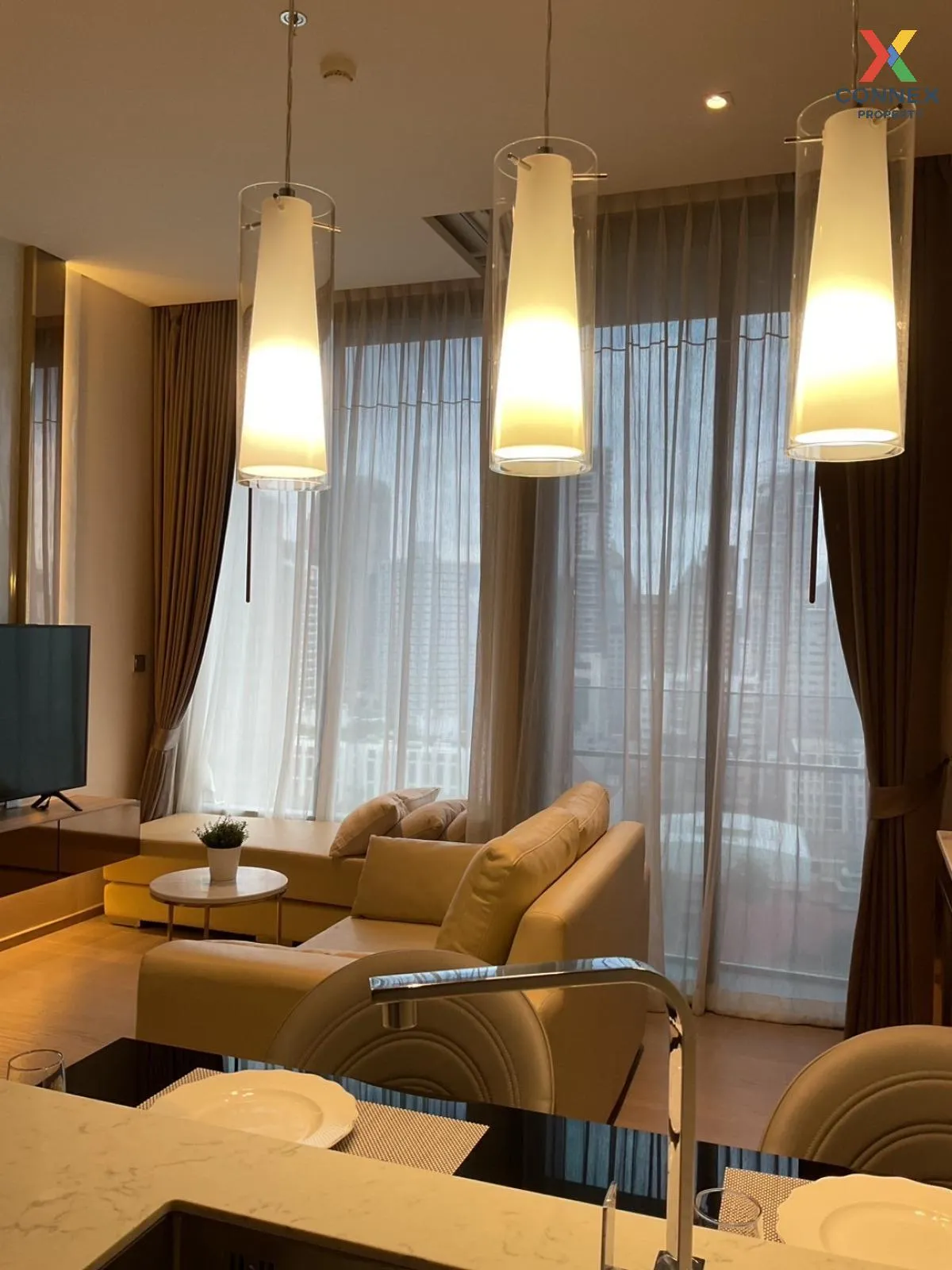 FOR RENT condo , The Esse Asoke , Duplex , wide frontage , BTS-As 4
