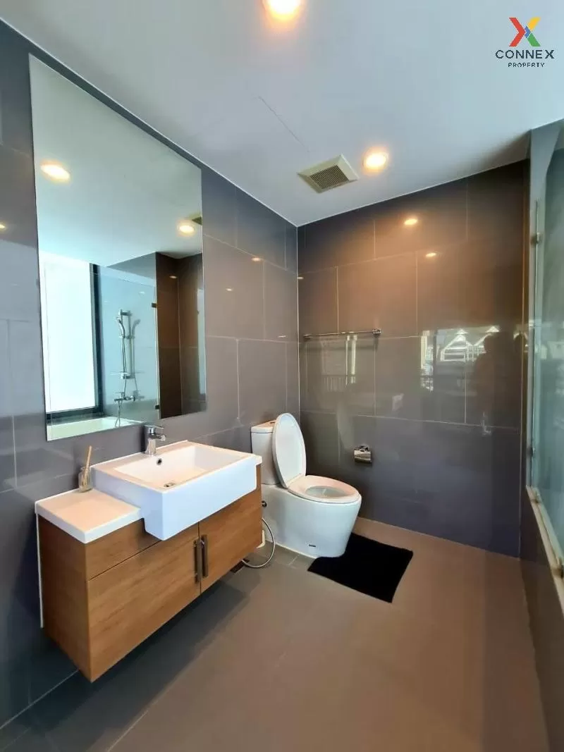 FOR RENT condo , Noble Revo Silom , Duplex , wide frontage , BTS-Surasak , Silom , Bang Rak , Bangkok , CX-02499