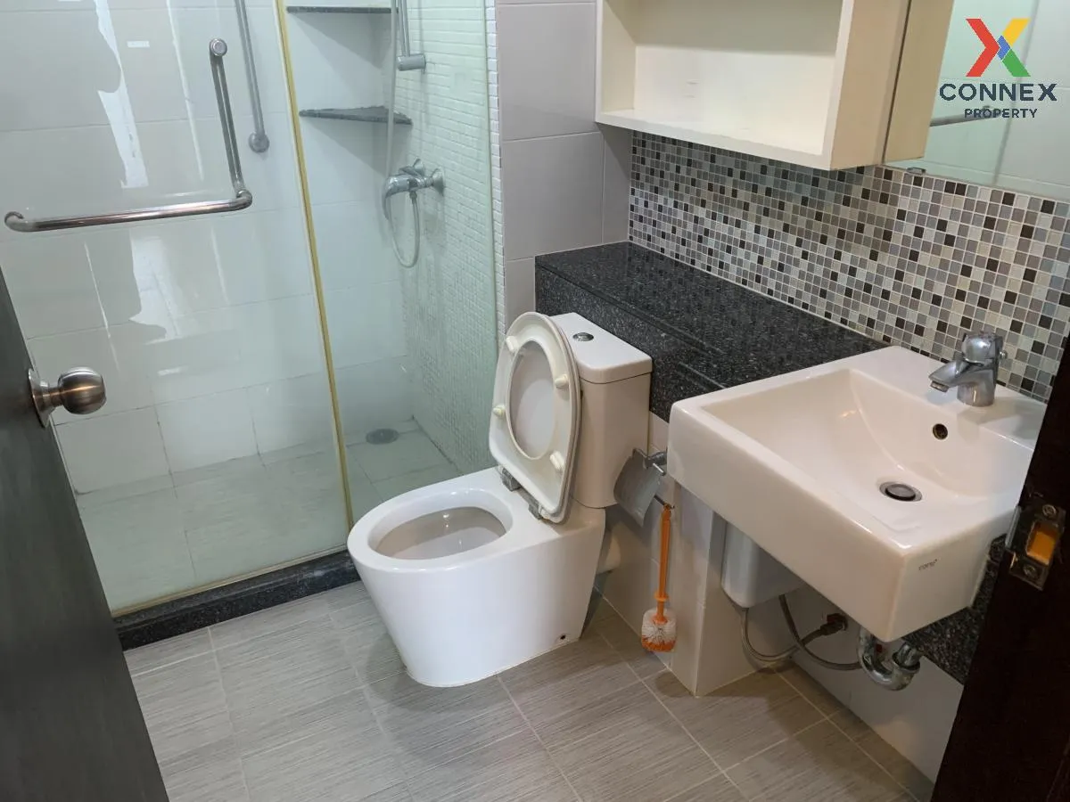 FOR RENT condo , Diamond Sukhumvit , Duplex , wide frontage , BTS