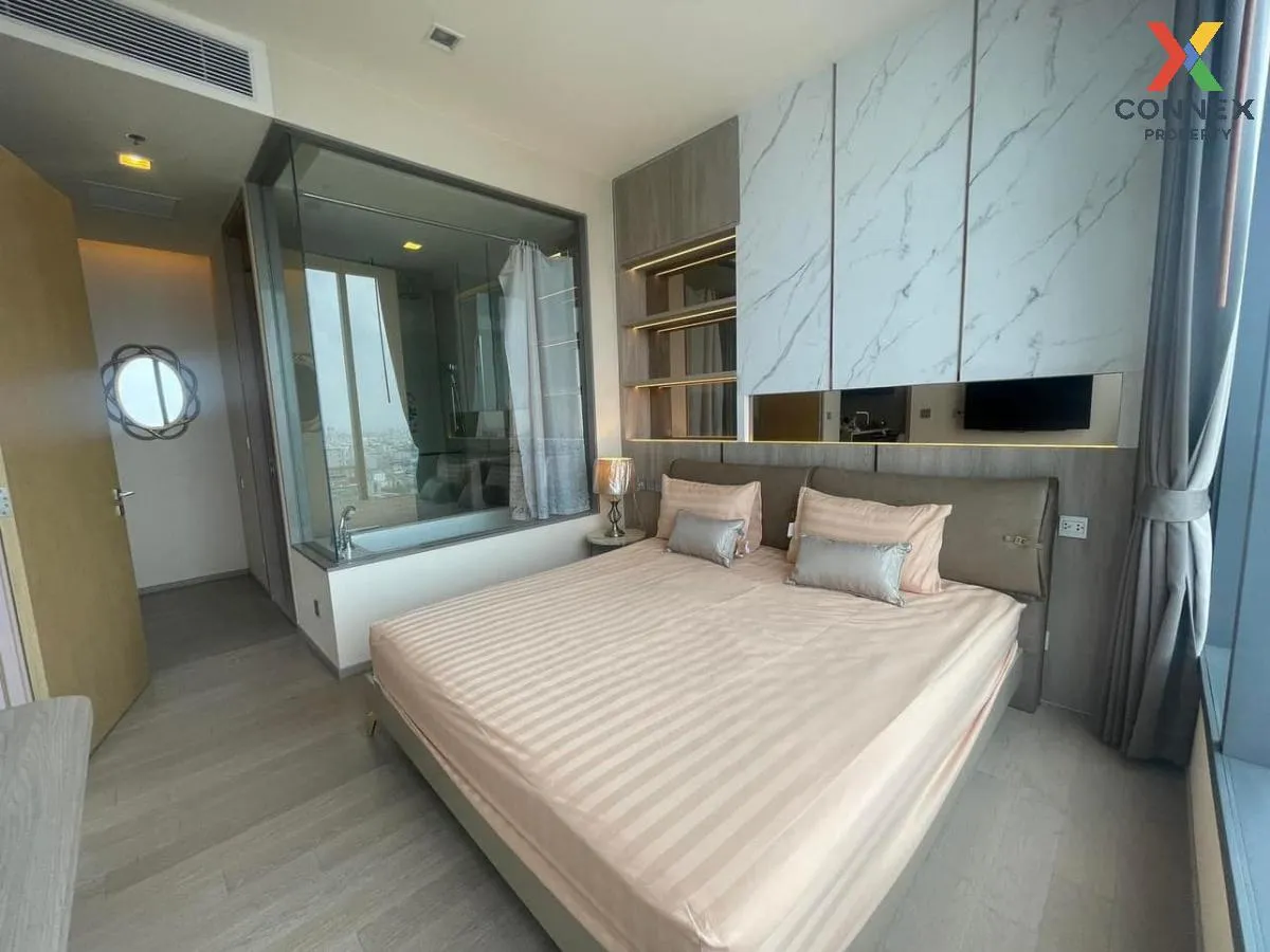 FOR RENT condo , The Esse Asoke , Duplex , wide frontage , BTS-Asok , Khlong Toei Nuea , Watthana , Bangkok , CX-02993 1