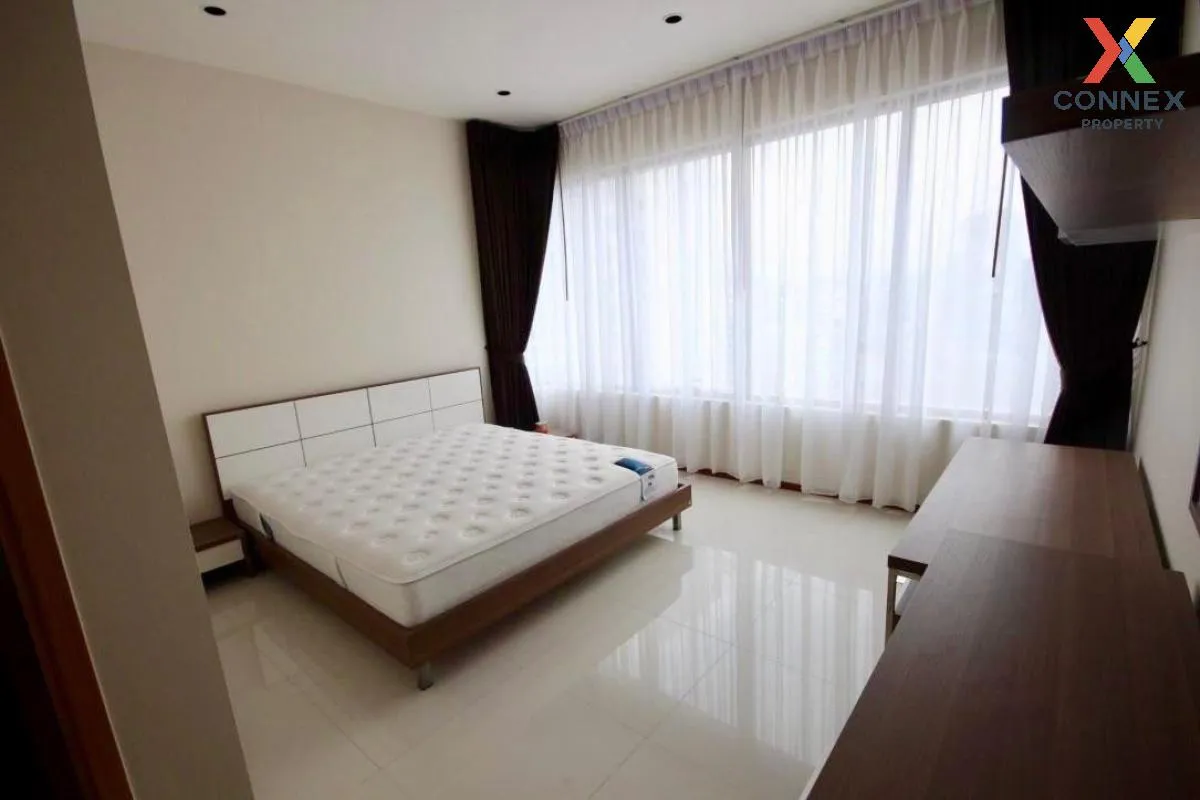 FOR RENT condo , The Emporio Place , Duplex , wide frontage , BTS-Phrom Phong , Khlong Toei , Khlong Toei , Bangkok , CX-03051