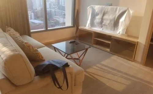 FOR RENT condo , The Esse Asoke , nice view , high floor , BTS-Asok , Khlong Toei Nuea , Watthana , Bangkok , CX-06175