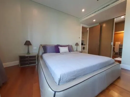 FOR SALE condo , Bright Sukhumvit 24 , BTS-Phrom Phong , Khlong Tan , Khlong Toei , Bangkok , CX-08832