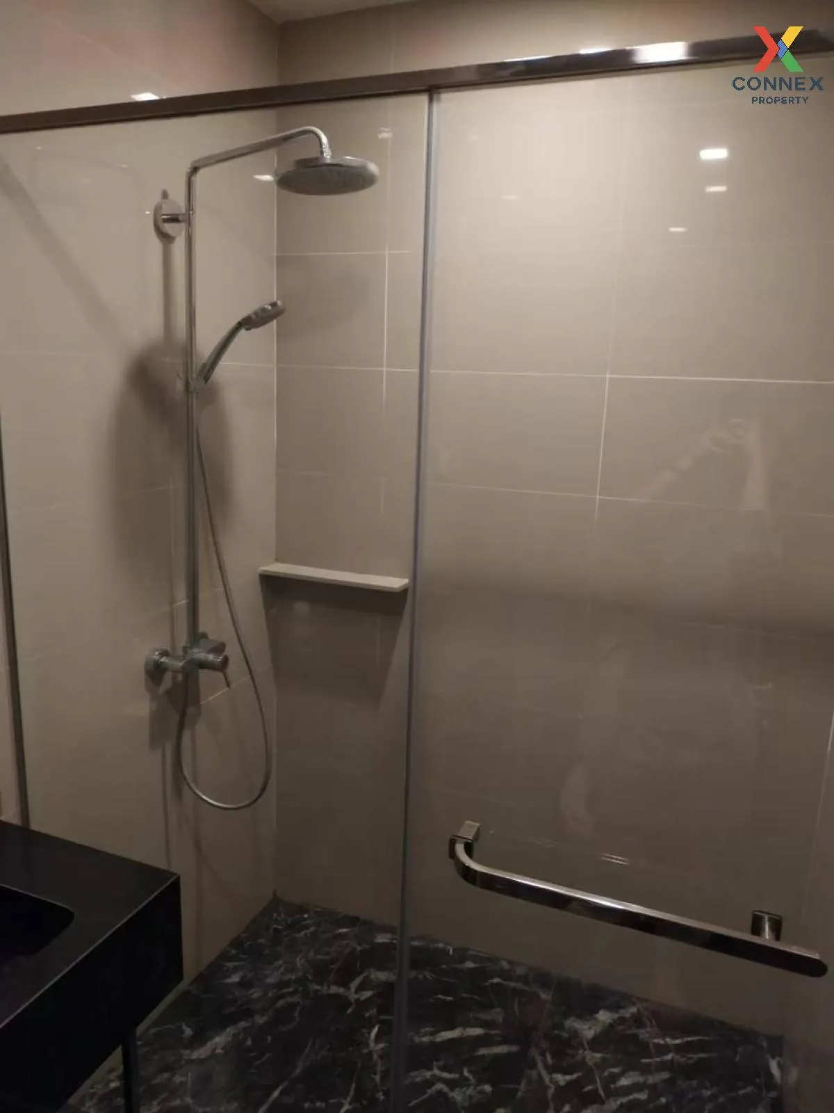 FOR RENT condo , EDGE Sukhumvit 23 , BTS-Asok , Khlong Toei Nuea 