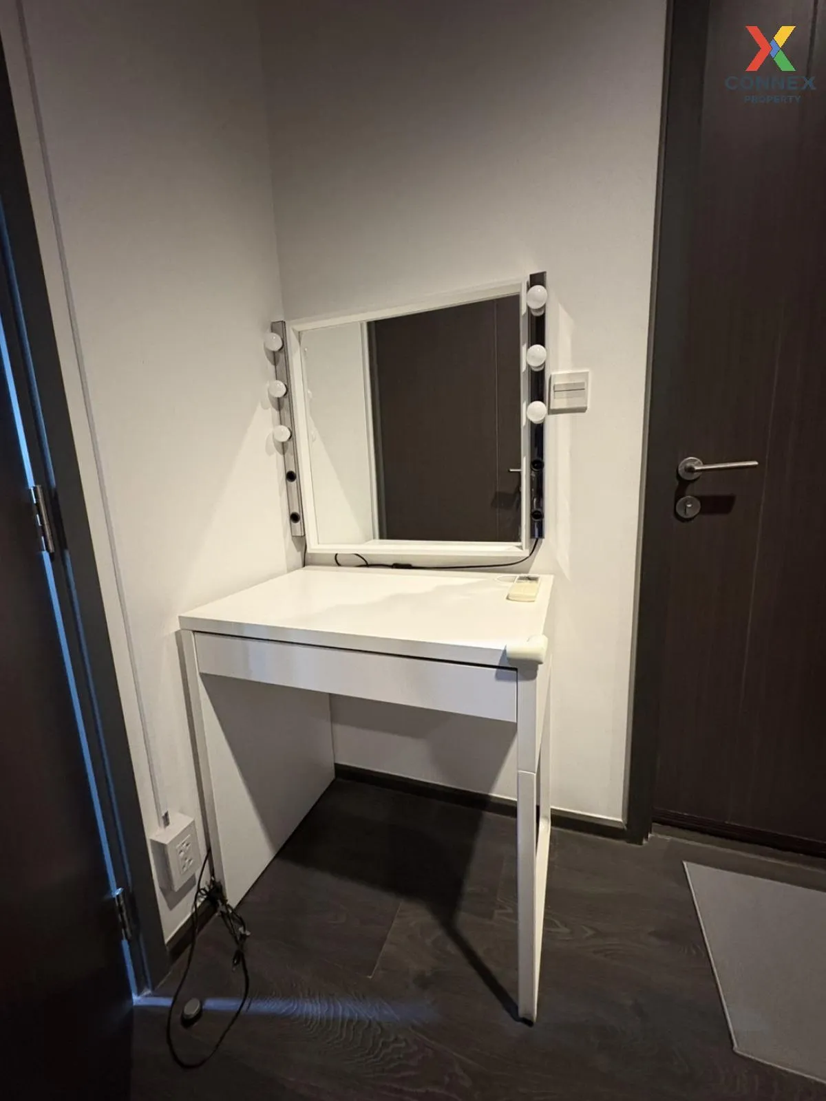 FOR RENT condo , EDGE Sukhumvit 23 , BTS-Asok , Khlong Toei Nuea 