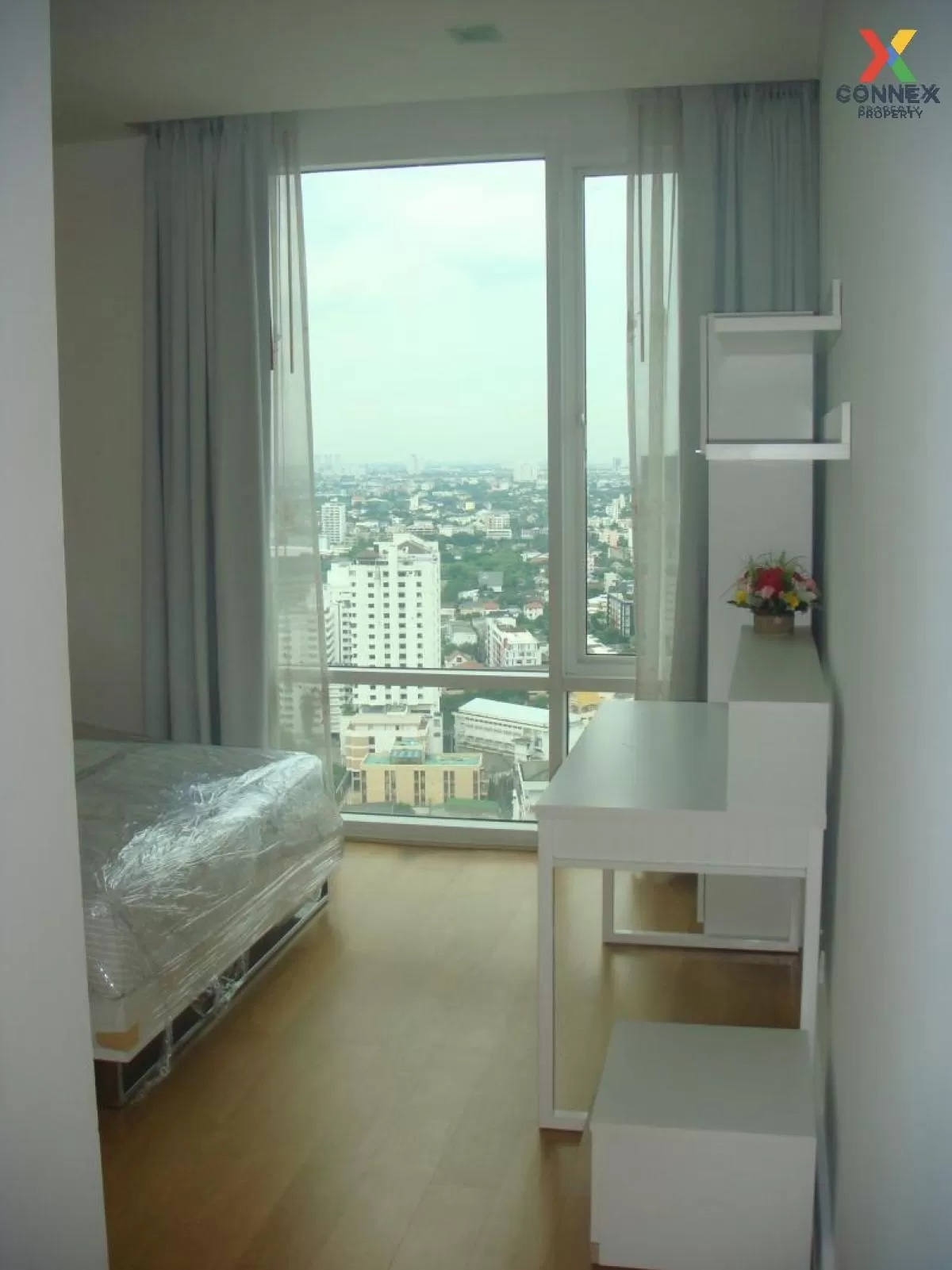 FOR RENT condo , Fullerton Sukhumvit , BTS-Ekkamai , Khlong Tan Nuea , Watthana , Bangkok , CX-09895