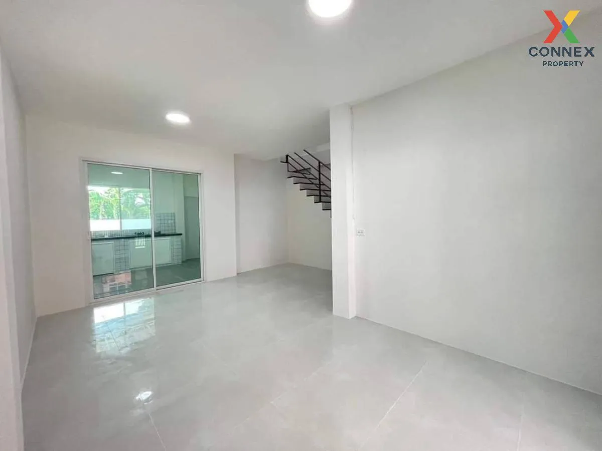 For Sale Townhouse/Townhome  , Sap Yangyuen , newly renovated , Bang Pu Mai , Mueang Samut Prakan , Samut Prakarn , CX-100130