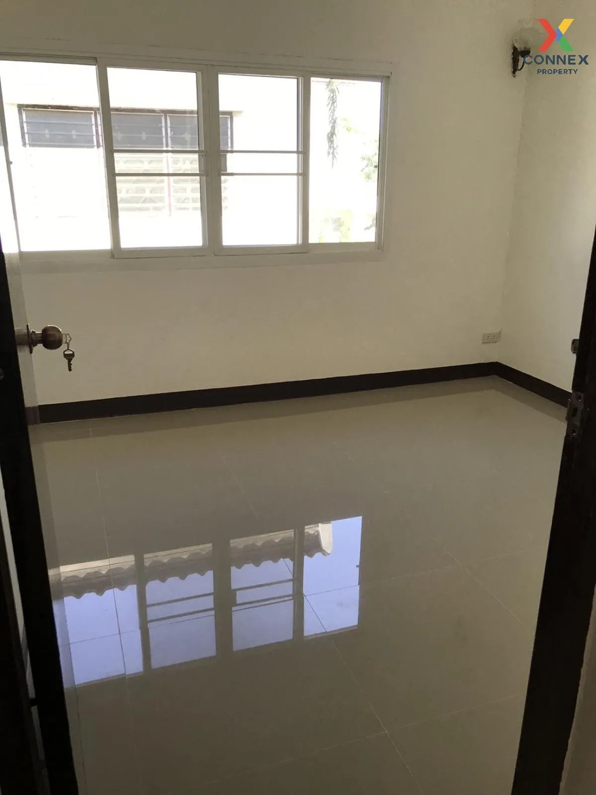 For Sale Townhouse/Townhome  , Lert Ubon Watcharapol Ramintra , corner unit , newly renovated , Tha Raeng , Bang Khen , Bangkok , CX-100158