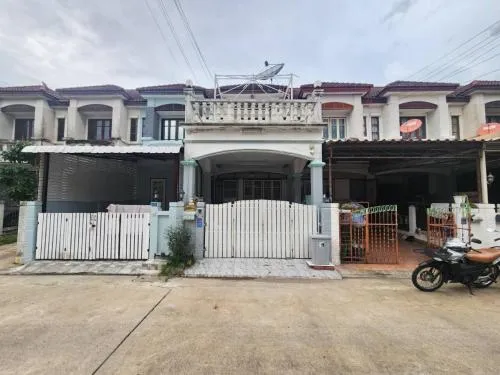 For Sale Townhouse/Townhome  , Baan Bussarin Pinklao , Krathum Lom , Sam Phran , Nakhon Pathom , CX-100229